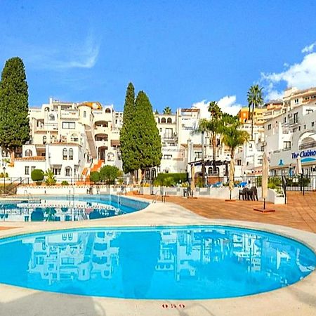 Estudio Pasodoble. Pueblo Evita Бенальмадена Экстерьер фото